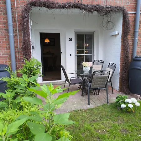 Landpause An Der A23 Tensbuttel-Rost